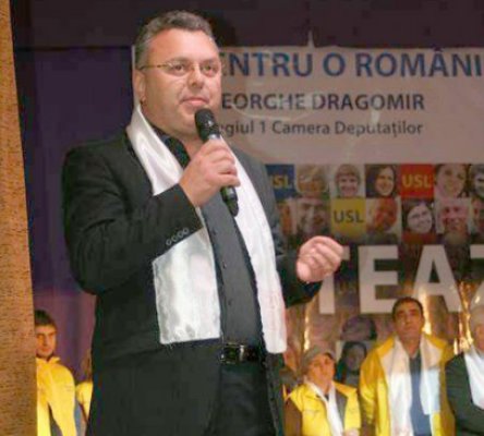 Dragomir, în mijlocul alegătorilor din colegiul său